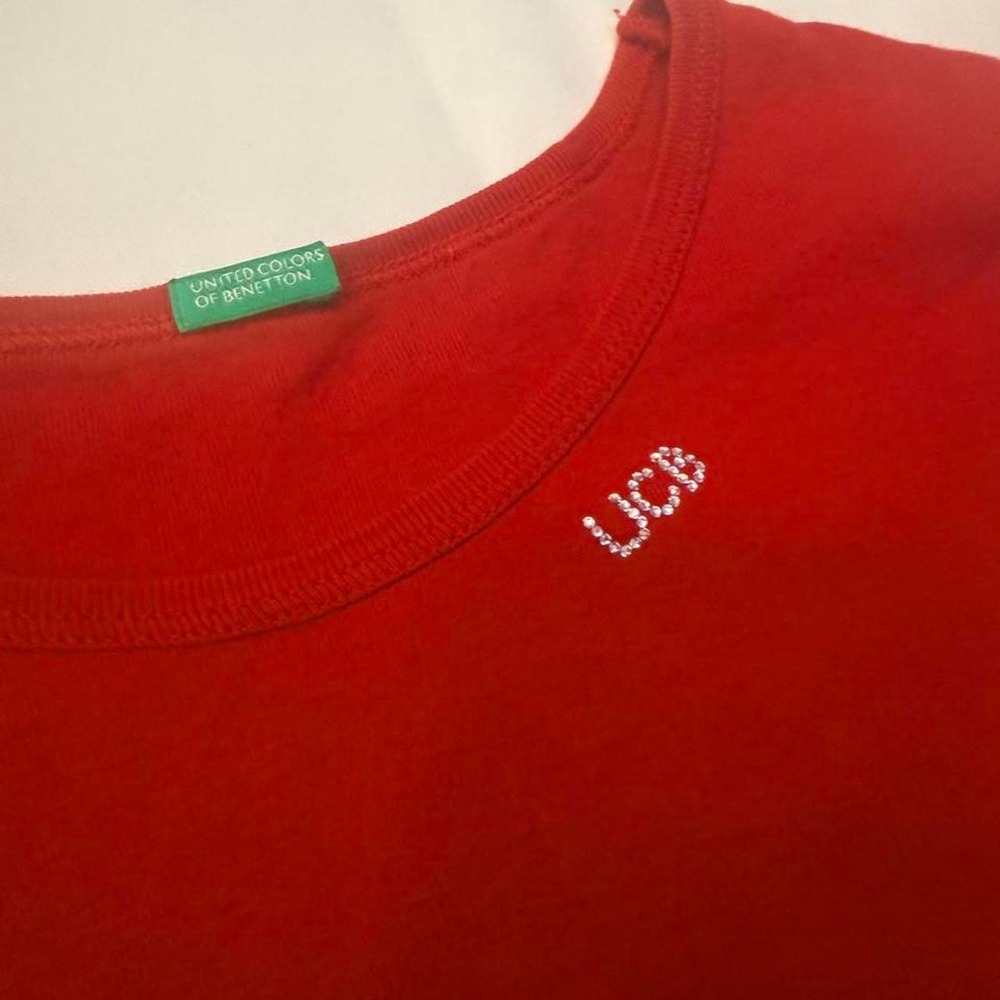 United Colors of Benetton Women S Tee Red Rhinestone UCB Logo MINIMALIST RETRO